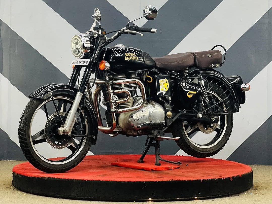 ROYAL ENFIELD CLASSIC 350 in 1.5 lakh